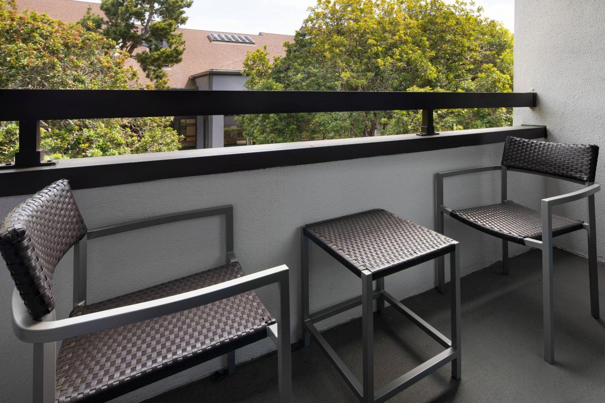Hotel Courtyard By Marriott San Francisco Airport à San Bruno Extérieur photo