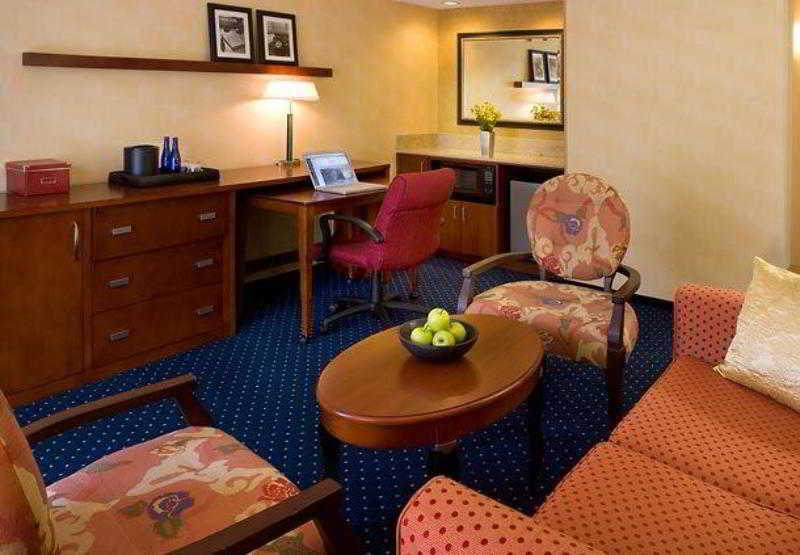 Hotel Courtyard By Marriott San Francisco Airport à San Bruno Extérieur photo