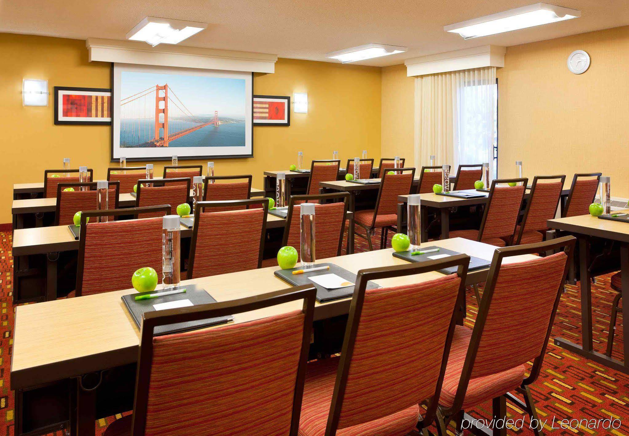 Hotel Courtyard By Marriott San Francisco Airport à San Bruno Extérieur photo